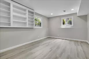 4255 Dixon Dr, Hoffman Estates, IL 60192 - Photo 28