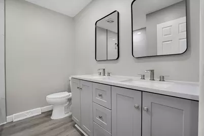4255 Dixon Drive, Hoffman Estates, IL 60192 - Photo 24
