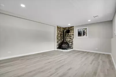 4255 Dixon Drive, Hoffman Estates, IL 60192 - Photo 26