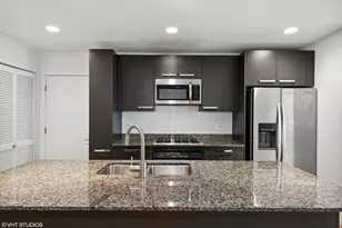 1422 N La Salle Dr, Chicago, IL 60610 - Photo 4