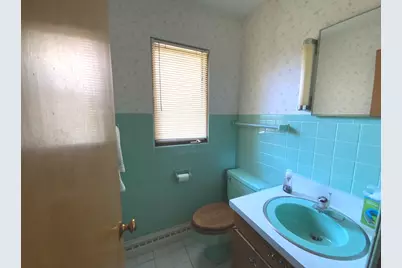 720 McClaran Avenue, Aurora, IL 60506 - Photo 14