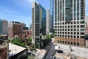 10 E Ontario St, Chicago, IL 60611 - Photo 24