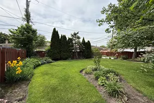 9134 Marion Ave, Morton Grove, IL 60053 - Photo 26