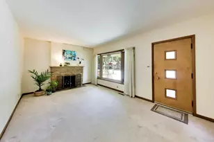 9134 Marion Ave, Morton Grove, IL 60053 - Photo 4