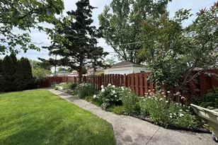 9134 Marion Ave, Morton Grove, IL 60053 - Photo 22