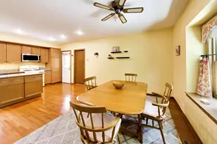 9134 Marion Ave, Morton Grove, IL 60053 - Photo 10