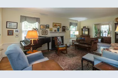 2701 W Fitch Avenue, Chicago, IL 60645 - Photo 4