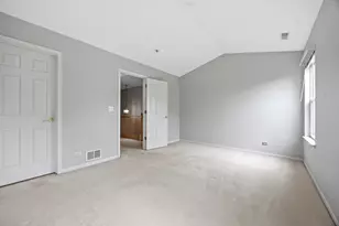 3371 Blue Ridge Dr, Carpentersville, IL 60110 - Photo 20