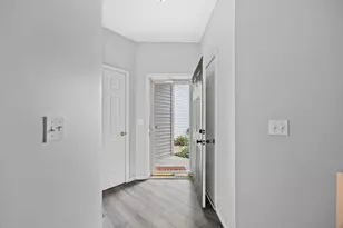 3371 Blue Ridge Dr, Carpentersville, IL 60110 - Photo 16