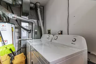 400 N Racine Ave, Chicago, IL 60642 - Photo 16