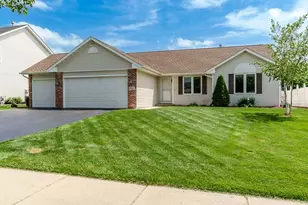3047 Vaughndale Dr, Machesney Park, IL 61115 - Photo 2