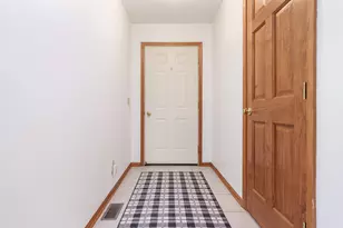 3047 Vaughndale Dr, Machesney Park, IL 61115 - Photo 4