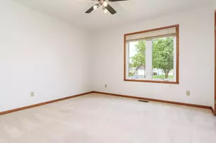 3047 Vaughndale Dr, Machesney Park, IL 61115 - Photo 22