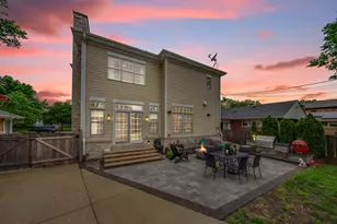 1341 Brophy Ave, Park Ridge, IL 60068 - Photo 4
