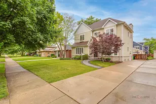 1341 Brophy Ave, Park Ridge, IL 60068 - Photo 2