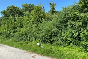 12350 W Blossom Ave, Waukegan, IL 60087 - Photo 1