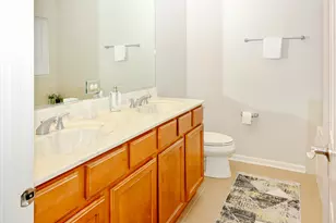219 River Front Dr, Mount Prospect, IL 60056 - Photo 8
