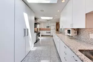 9139 Kedvale Ave, Skokie, IL 60076 - Photo 12