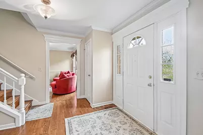 5N630 Leslie Court, Saint Charles, IL 60175 - Photo 4