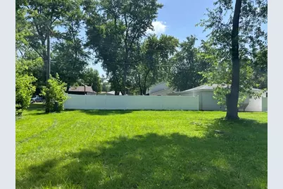 23 N Wabash Avenue, Glenwood, IL 60425 - Photo 8