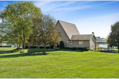 33829 N Fischer Drive, Ingleside, IL 60041 - Photo 2