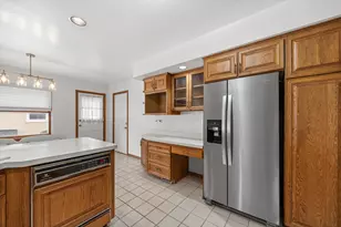 2922 Sunnyside Ave, Westchester, IL 60154 - Photo 26