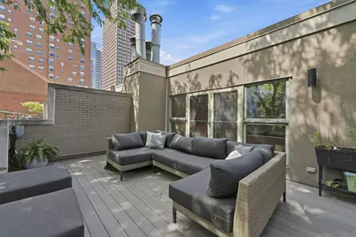 107 W Delaware Place #F, Chicago, IL 60610 - Photo 38