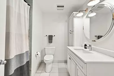 107 W Delaware Place #F, Chicago, IL 60610 - Photo 32