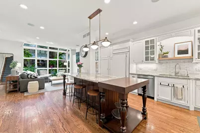 107 W Delaware Place #F, Chicago, IL 60610 - Photo 4