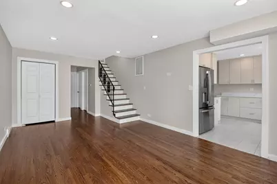 112 S Iowa Avenue, Addison, IL 60101 - Photo 4