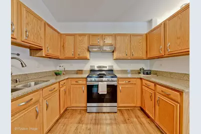 121 Commons Court, Wheeling, IL 60090 - Photo 14