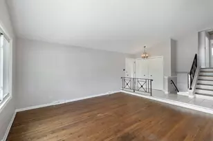 5302 Jarvis Ave, Skokie, IL 60077 - Photo 8
