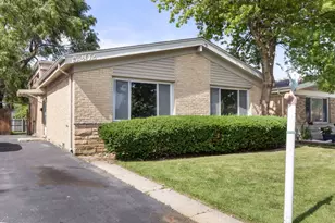 5302 Jarvis Ave, Skokie, IL 60077 - Photo 1