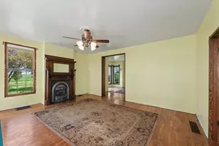 15869 N Vermilion West Rd, Fithian, IL 61844 - Photo 4