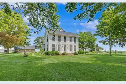 15869 N Vermilion West Road, Fithian, IL 61844 - Photo 2