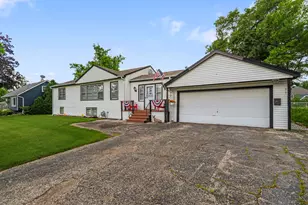 6918 Parkside Ave, Countryside, IL 60525 - Photo 14