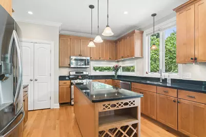 103 S Donald Avenue, Arlington Heights, IL 60004 - Photo 8