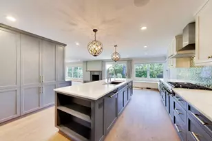 4044 Chester Dr, Glenview, IL 60026 - Photo 10