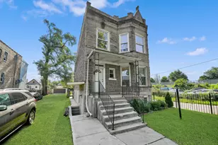 2139 S Homan Ave, Chicago, IL 60623 - Photo 2