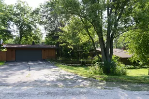 3N353 Pine Hills Rd, Saint Charles, IL 60175 - Photo 2