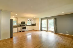 3N353 Pine Hills Rd, Saint Charles, IL 60175 - Photo 8