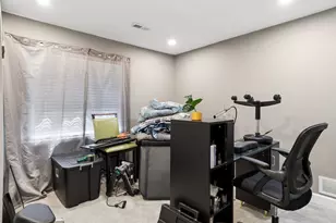 24209 Walnut Cir, Plainfield, IL 60585 - Photo 18