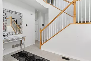 24209 Walnut Cir, Plainfield, IL 60585 - Photo 4