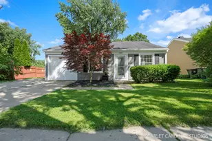 2S425 Cherice Dr, Warrenville, IL 60555 - Photo 1