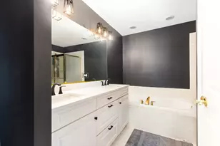 4383 Canterbury Ct, Saint Charles, IL 60174 - Photo 10