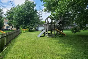 5239 Cumnor Rd, Downers Grove, IL 60515 - Photo 8