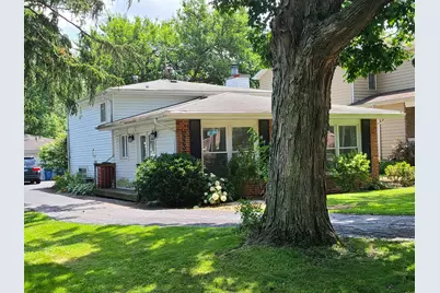 5239 Cumnor Road, Downers Grove, IL 60515 - Photo 2