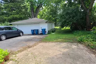 5239 Cumnor Rd, Downers Grove, IL 60515 - Photo 6