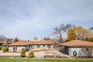 763 N Franklin Ave, Palatine, IL 60067 - Photo 4