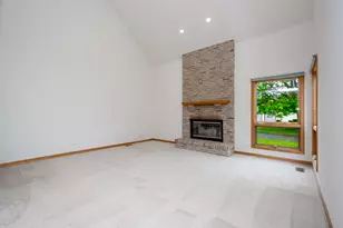 2302 English Prairie Rd, Spring Grove, IL 60081 - Photo 16